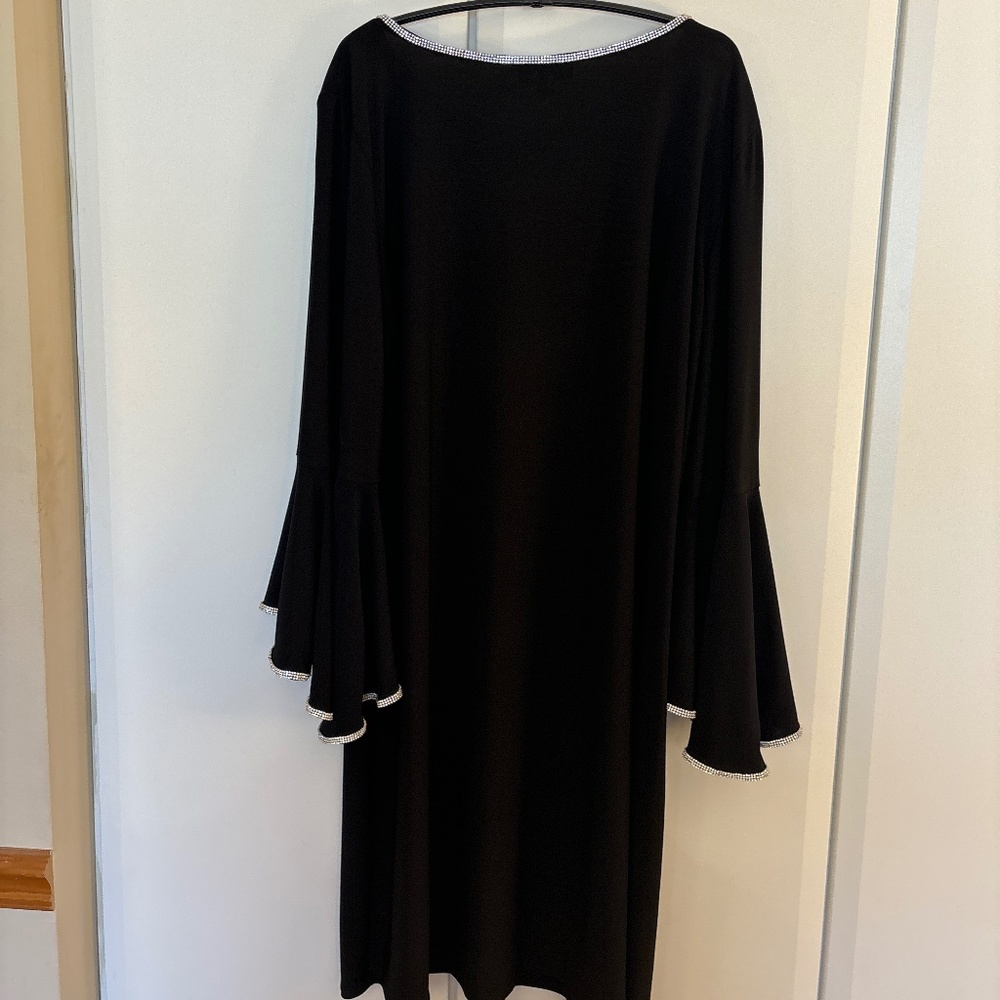 LBD - Picture 8 of 8